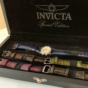 Invicta watch with multiple interchangeable bands